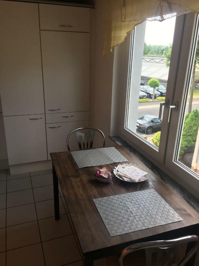 Gemuetliches Zimmer Mit Eigenem Bad/Wc/Kueche Kassel Exterior foto